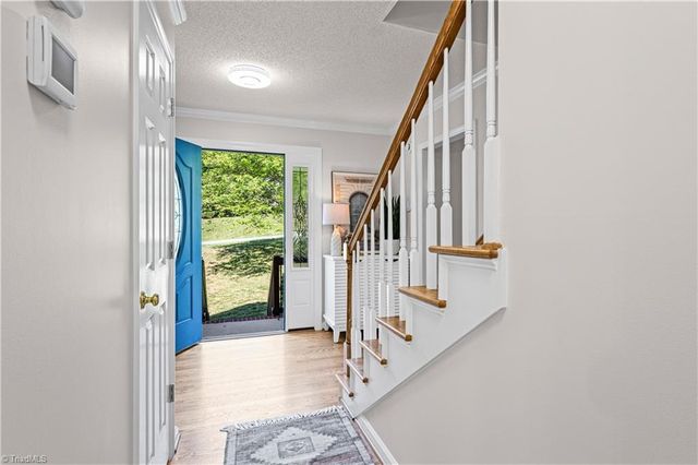 7626 Rolling Oak Court, Clemmons, NC 27012