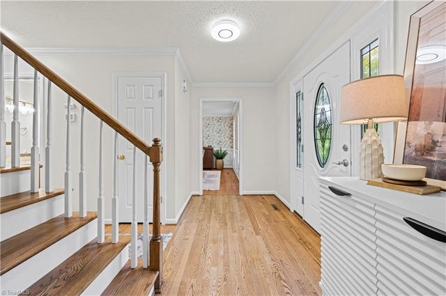 7626 Rolling Oak Court, Clemmons, NC 27012