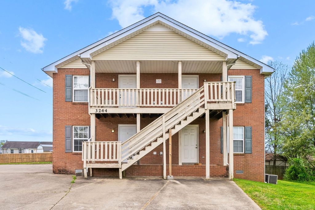 3244 Tower Dr Apt 2, Clarksville, TN 37042