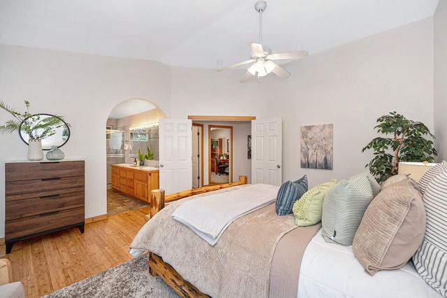 12590 Crimson Ct, Auburn, CA 95603