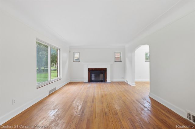 14167 Longacre Street, Detroit, MI 48227