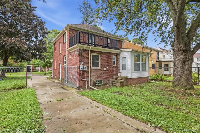 14167 Longacre Street, Detroit, MI 48227