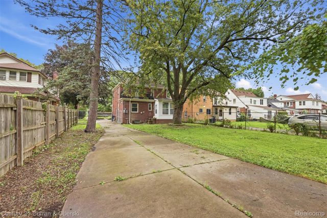 14167 Longacre Street, Detroit, MI 48227