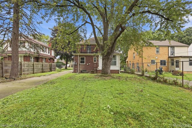14167 Longacre Street, Detroit, MI 48227