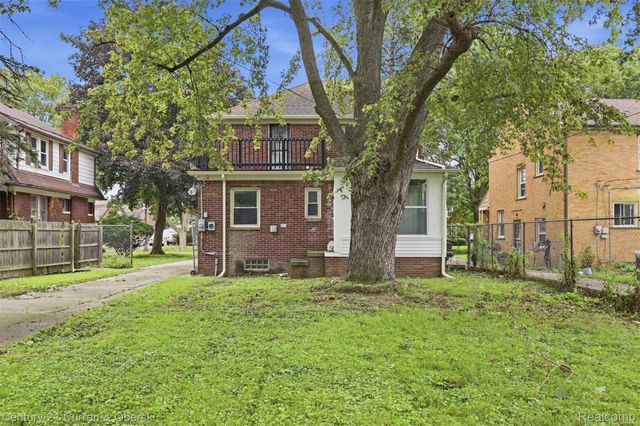 14167 Longacre Street, Detroit, MI 48227