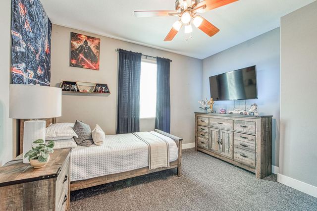 11079 E Mitchell Peak Way, Clovis, CA 93619