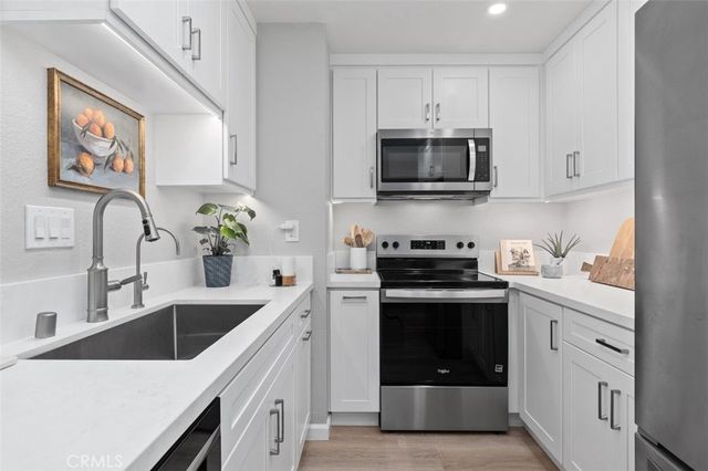 23 Via Honrado, Rancho Santa Margarita, CA 92688