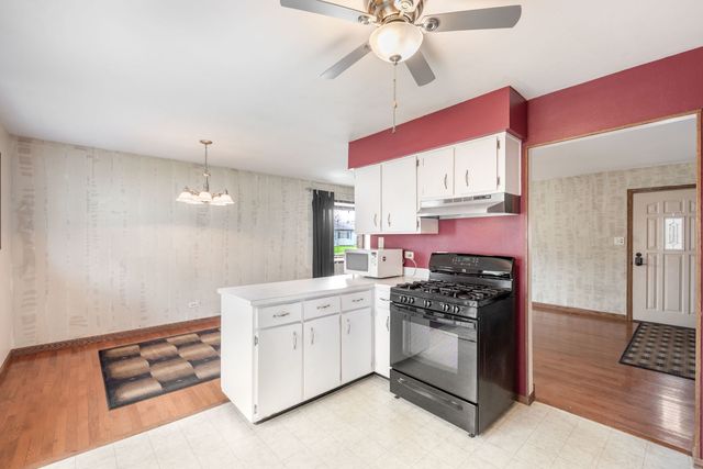 34 Emery Drive, Bourbonnais, IL 60914