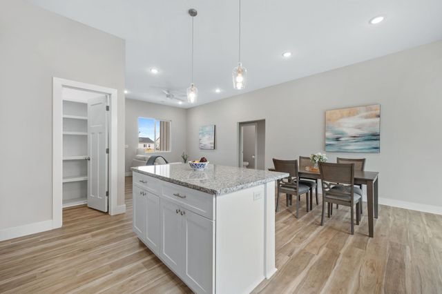 501 E Elmwood St, Park City, KS 67147