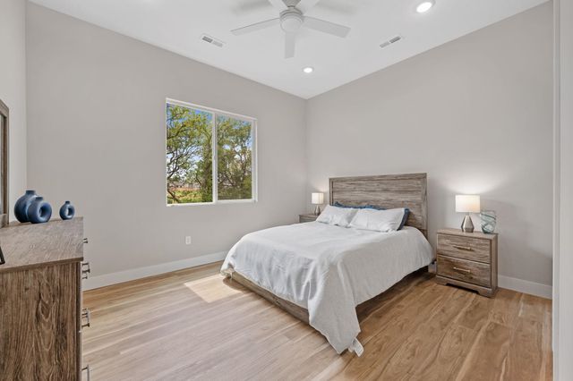 501 E Elmwood St, Park City, KS 67147