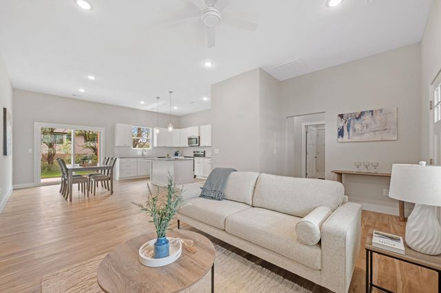 501 E Elmwood St, Park City, KS 67147