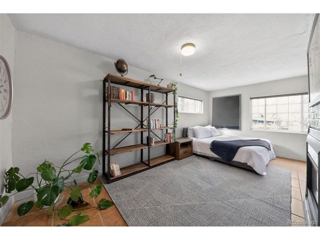 9095 W Mississippi Ave, Lakewood, CO 80226