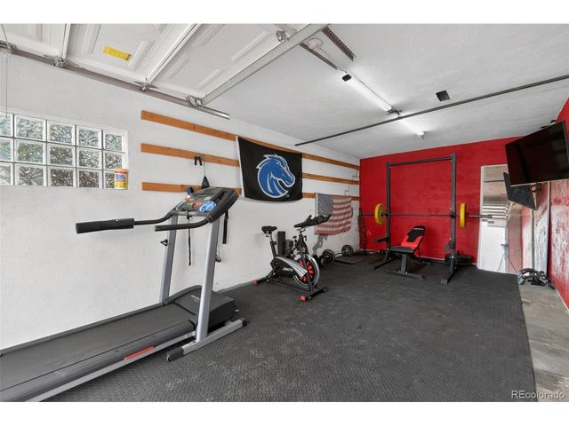 9095 W Mississippi Ave, Lakewood, CO 80226