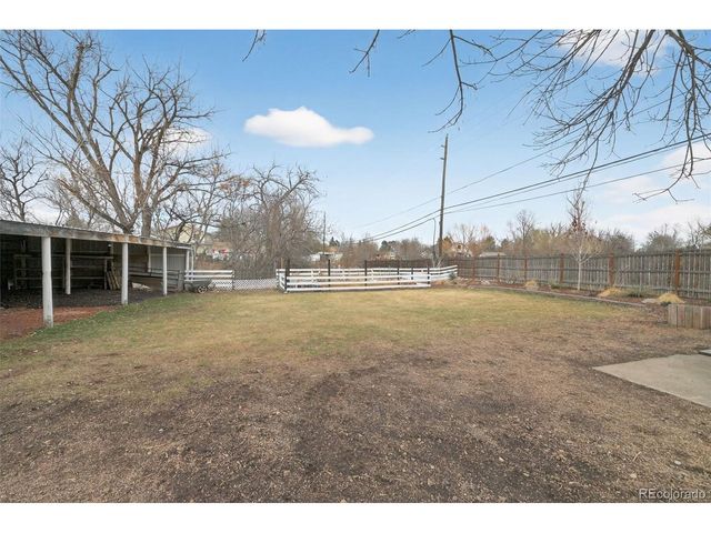 9095 W Mississippi Ave, Lakewood, CO 80226