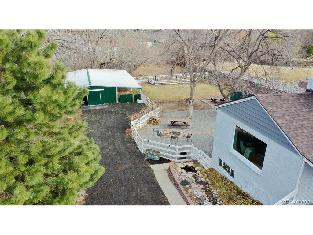 9095 W Mississippi Ave, Lakewood, CO 80226