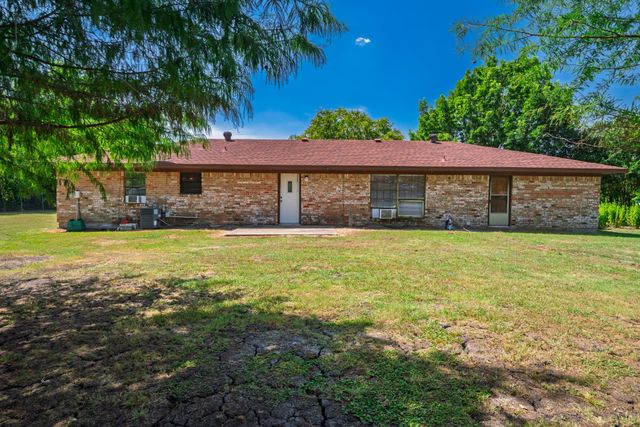7716 FM 1532, Ladonia, TX 75449