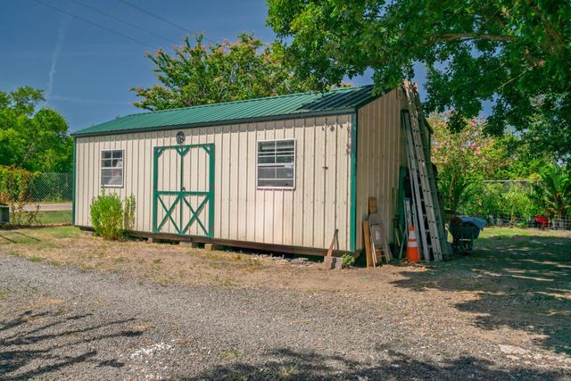 7716 FM 1532, Ladonia, TX 75449