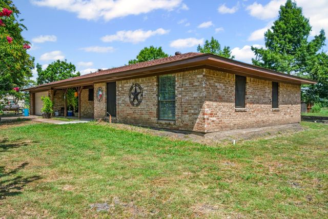 7716 FM 1532, Ladonia, TX 75449