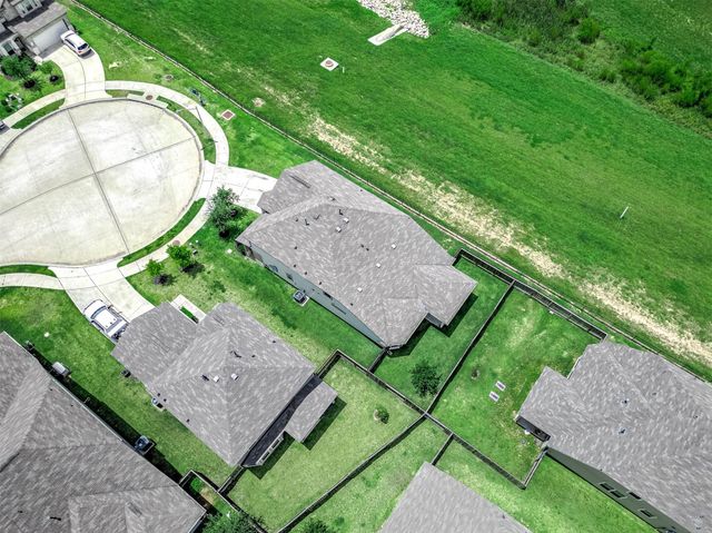 2714 Hoffman Court, Conroe, TX 77304