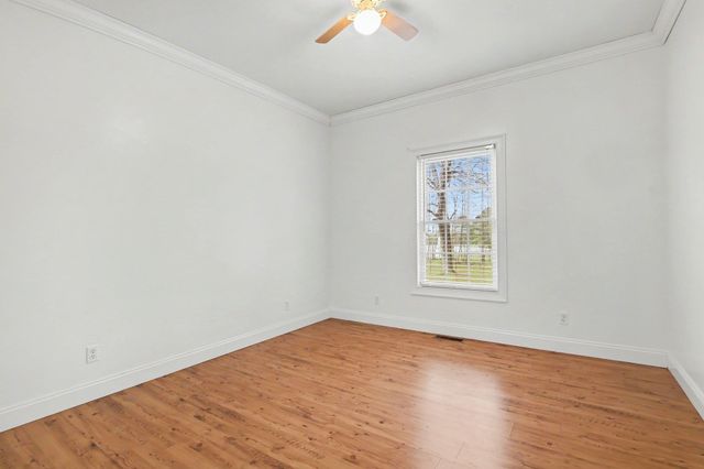 524 Dillon Street, Chesnee, SC 29323