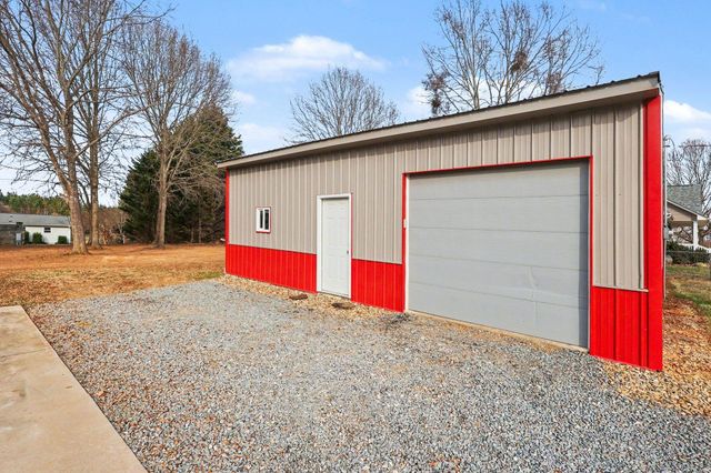 524 Dillon Street, Chesnee, SC 29323