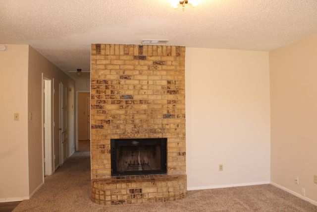 2400 Monte Carlo Drive B, Arlington, TX 76015
