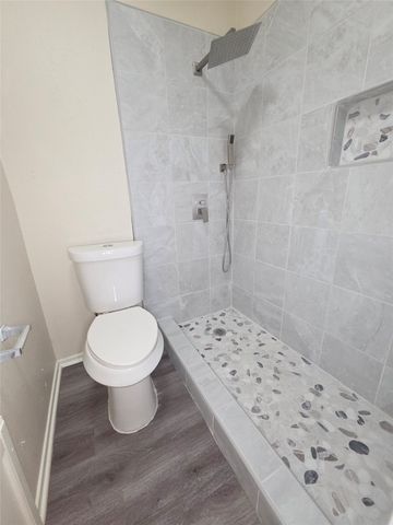 2400 Monte Carlo Drive B, Arlington, TX 76015