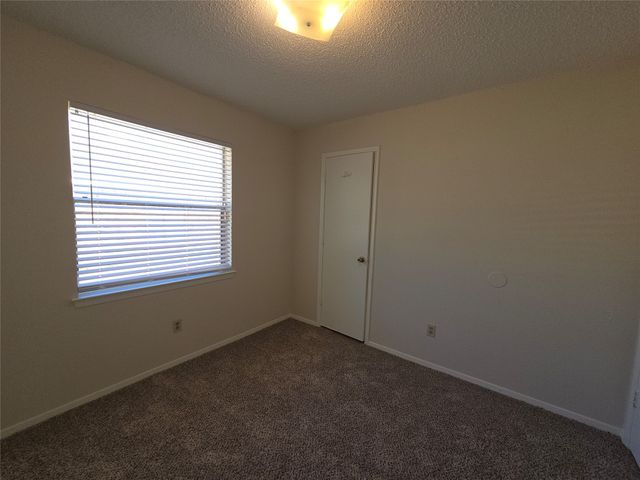 2400 Monte Carlo Drive B, Arlington, TX 76015