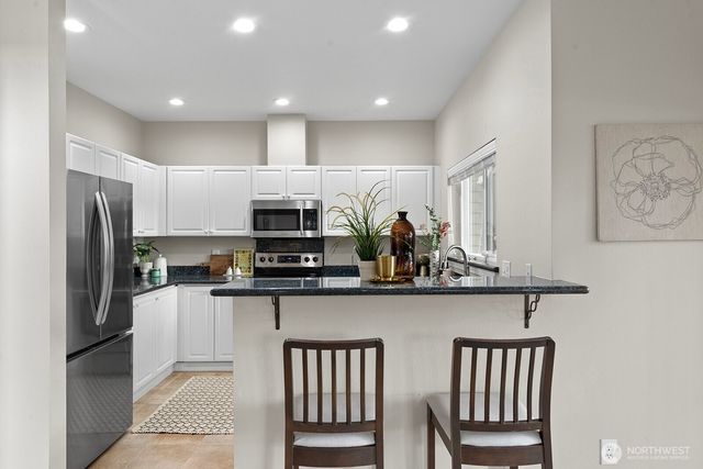 401 S 51st Court, Renton, WA 98055