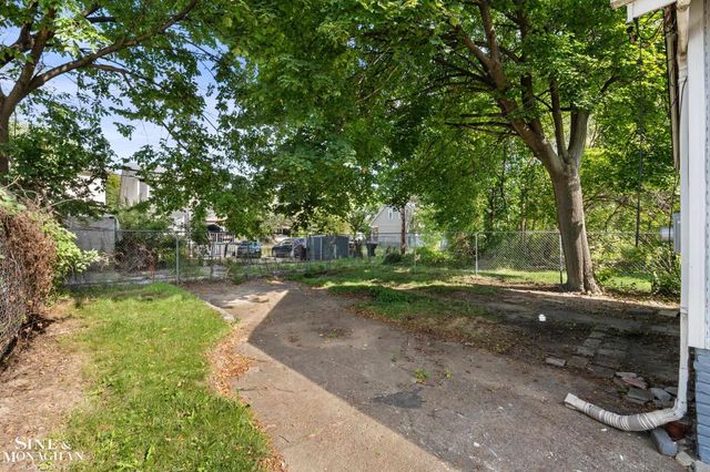 1308 Ashland Street, Detroit, MI 48215