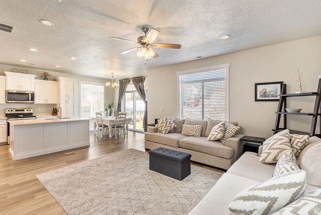 3381 E STILLWATER, Eagle Mountain, UT 84005