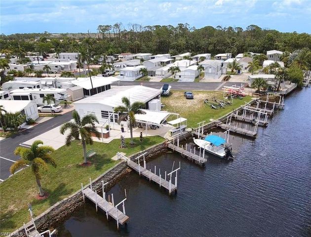 123 Cedar LN # 42, Naples, FL 34114