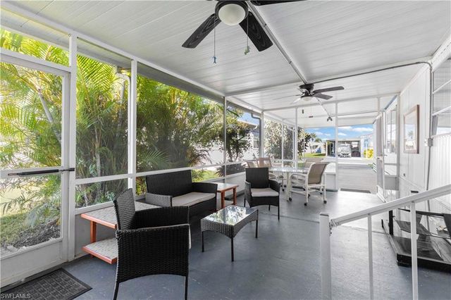 123 Cedar LN # 42, Naples, FL 34114