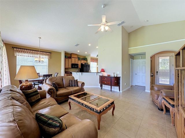 107 FALLING ACORN AVENUE, Groveland, FL 34736