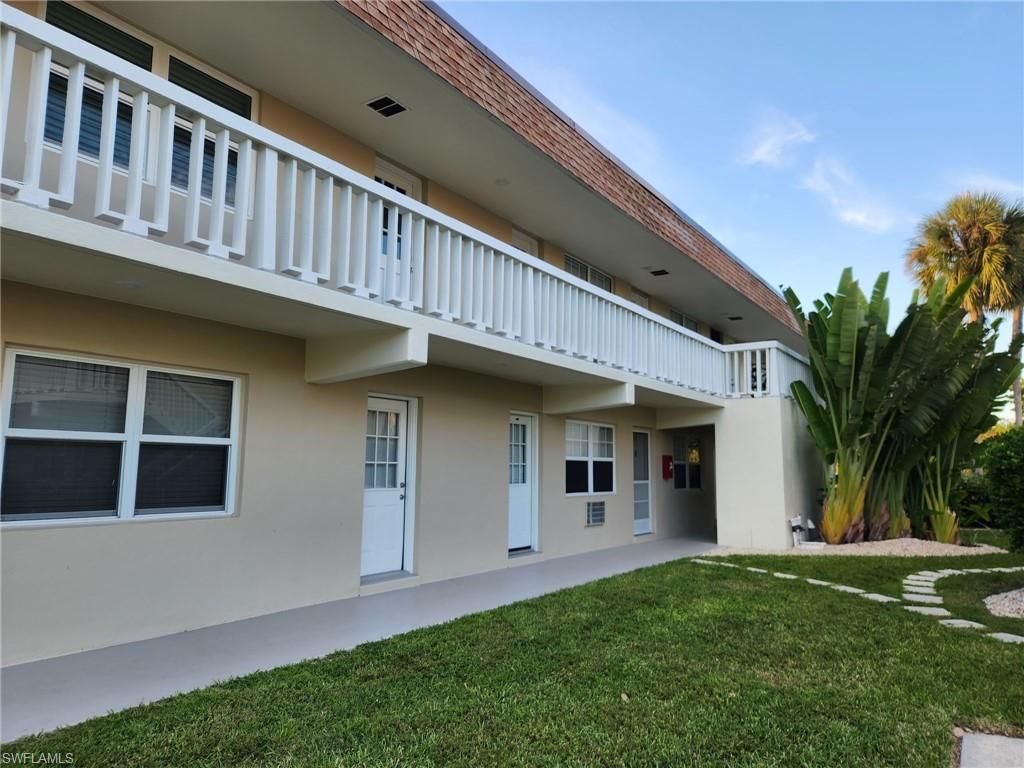 1062 Hartley AVE 203, MARCO ISLAND, FL 34145 — photo 4