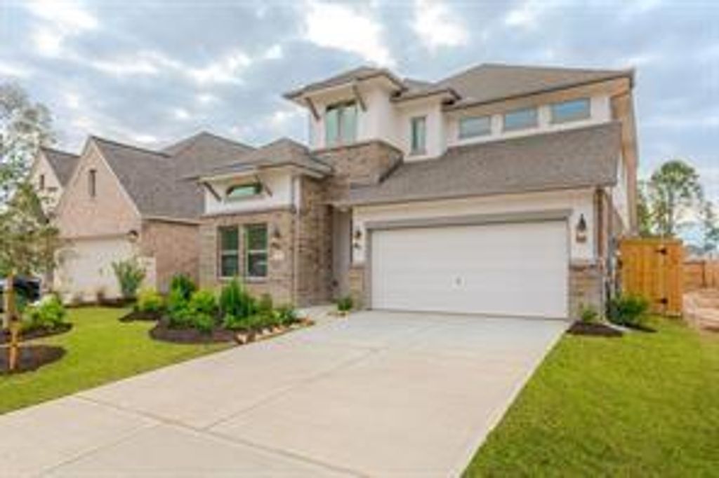 8482 International Falls Drive, Porter, TX 77365