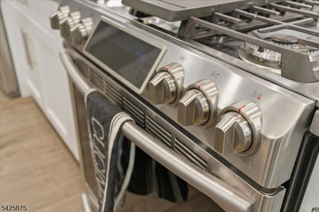 148 Mohawk Dr, Cranford Twp., NJ 07016