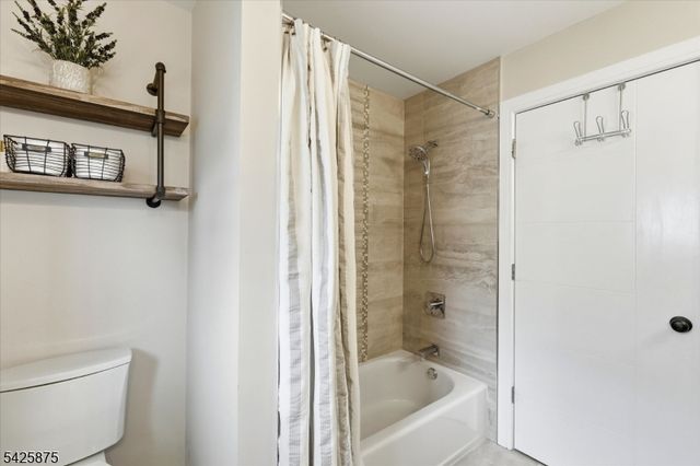 148 Mohawk Dr, Cranford Twp., NJ 07016