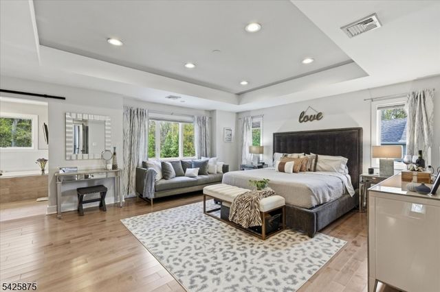 148 Mohawk Dr, Cranford Twp., NJ 07016