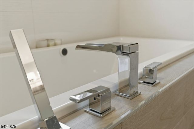 148 Mohawk Dr, Cranford Twp., NJ 07016