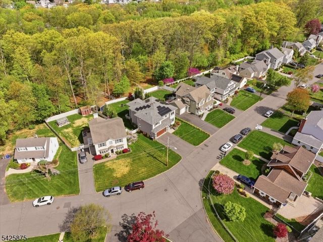 148 Mohawk Dr, Cranford Twp., NJ 07016