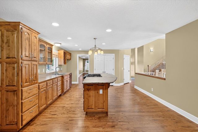 986 W Sycamore Street, Springfield, MO 65810