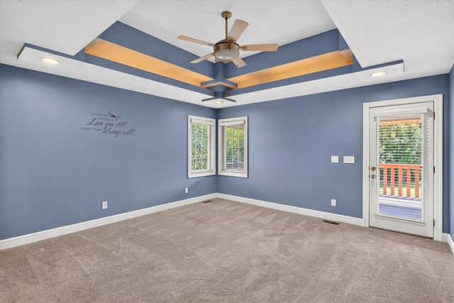 986 W Sycamore Street, Springfield, MO 65810