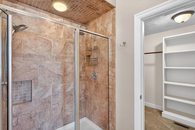 986 W Sycamore Street, Springfield, MO 65810