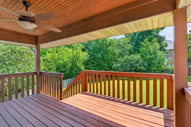 986 W Sycamore Street, Springfield, MO 65810