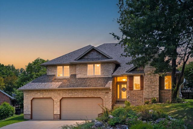 986 W Sycamore Street, Springfield, MO 65810