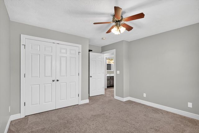 986 W Sycamore Street, Springfield, MO 65810