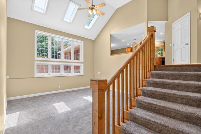 986 W Sycamore Street, Springfield, MO 65810