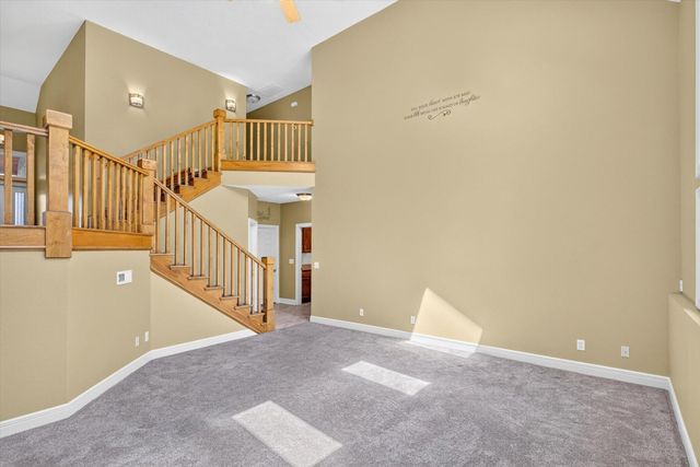 986 W Sycamore Street, Springfield, MO 65810