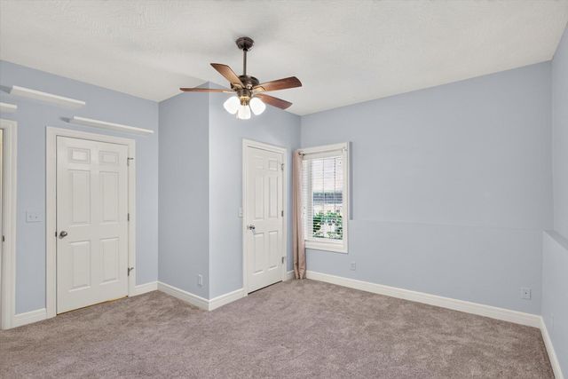 986 W Sycamore Street, Springfield, MO 65810